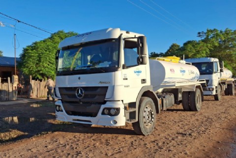 El Gobierno continúa con la asistencia de agua potable en municipios de toda la provincia
