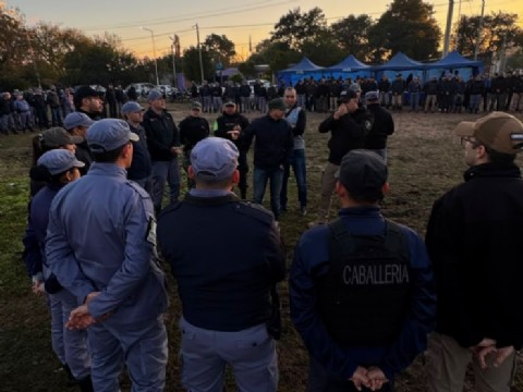 Amplían los operativos para encontrar a Axel González: intensifican rastrillajes en Tirol y Fontana