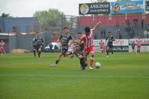 Chaco For Ever y una derrota impensada ante el descendido Talleres de Remedios de Escalada