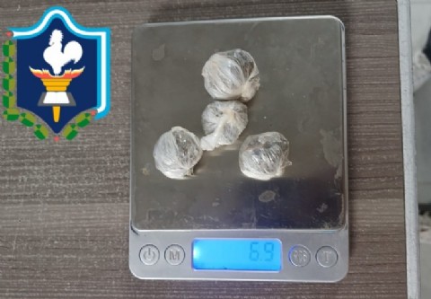 Incautaron marihuana en alimentos que eran para un detenido en Sáenz Peña