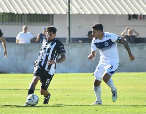 For Ever arrancó con el pie izquierdo ante Acassuso en Buenos Aires