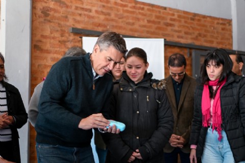 Zdero destacó el impacto del programa “Ver para ser libres” en toda la provincia