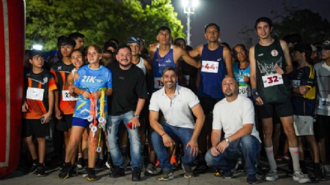 Barranqueras vivió la 1° maratón nocturna “A puro verano” con fuerte perfil solidario