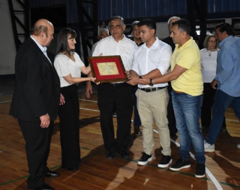 Schneider acompañó el inicio del camino al centenario del Club Atlético Central Norte Argentino