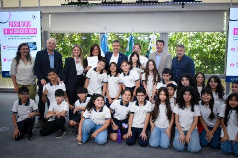 El Gobierno provincial entregó ventiladores industriales y anunció la remodelación de un Centro de Salud