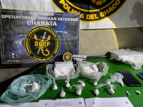 Desbaratan presuntos kioscos narco con más de 600 gramos de cocaína y millones en Villa Ángela