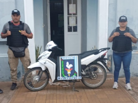 Recuperaron una moto robada y buscan intensamente al autor en Taco Pozo