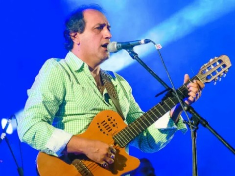 Franco Barrionuevo: "Están quedando pocos poetas, pero el folclore sigue vivo"