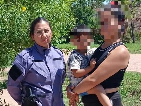 Encontraron a un niño solo caminando por la vía pública en Charata