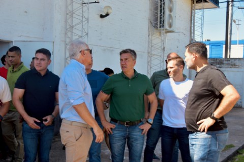 El Gobierno provincial anunció la construcción de un microestadio y obras en clubes de General San Martín