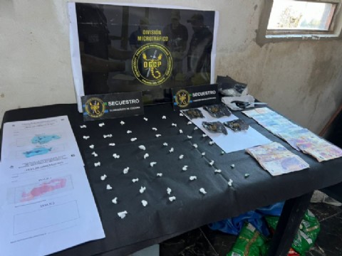 Secuestraron cocaína y marihuana tras un allanamiento en Fontana
