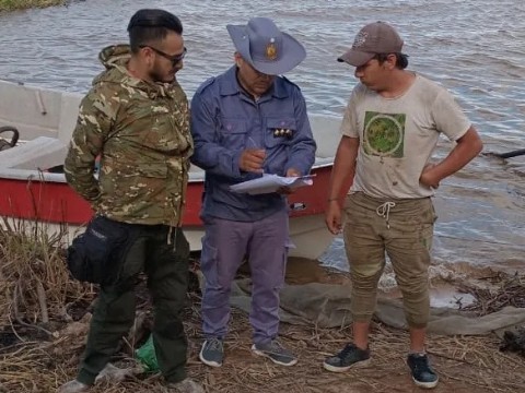 Denunciaron la desaparición de un joven en Puerto Vilelas, pero estaba de pesca con amigos