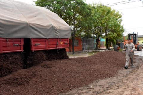 El Gobierno provincial inició obras de enripiado para mejorar la conectividad en Barranqueras