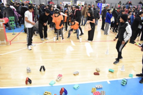 Más de 500 niños y jóvenes compartieron una gran jornada de inclusión en el Jaime Zapata