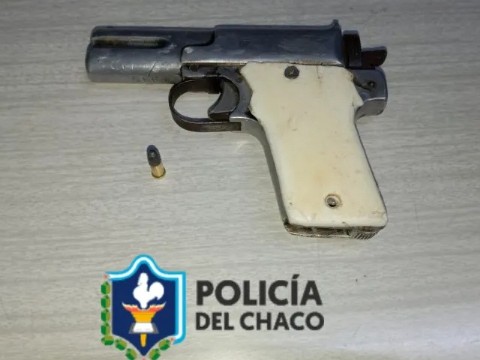 Un joven golpeó brutalmente a su padre y lo amenazó con un arma de fuego en Las Breñas