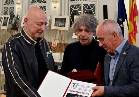 Gotleyb: "Un artista no trabaja para los premios, sino que son consecuencia de la pasión"