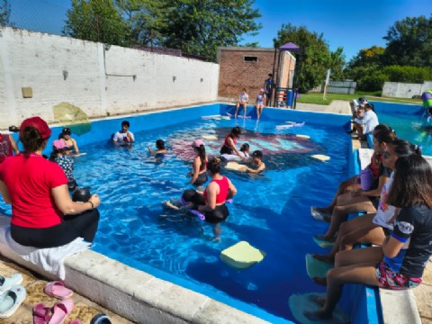 Alumnos y docentes se sumaron a las propuestas de verano de Colonia Elisa