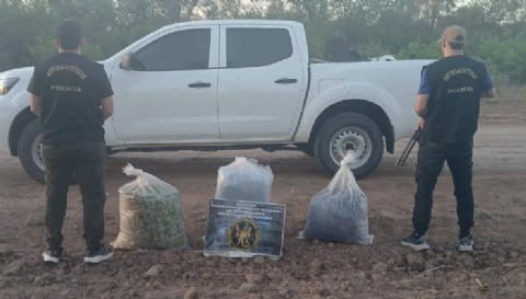Detienen una camioneta que trasladaba 55 kilos de hojas de coca en El Sauzalito