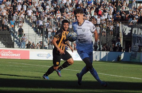 Chaco For Ever igualó con Mitre en el “Gigante” y sigue sin poder salir del fondo de la tabla
