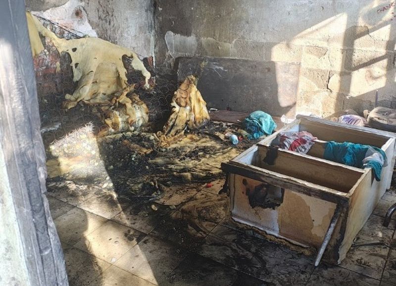 Un hombre terminó herido por el incendio de su colchón cuando estaba durmiendo en Barranqueras