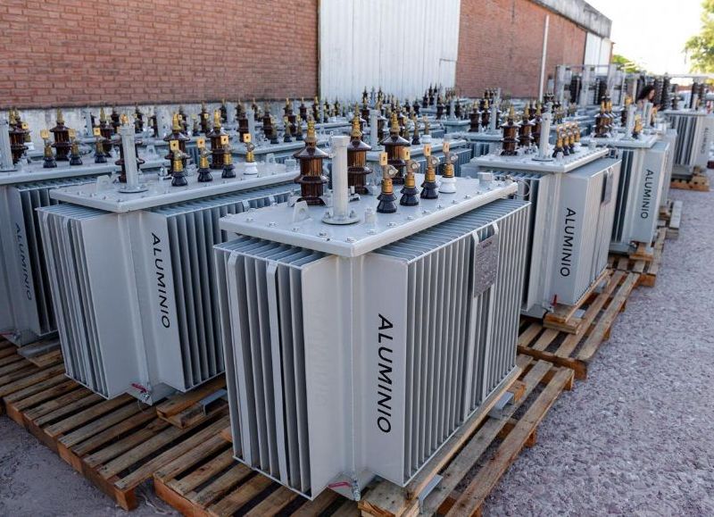 Entregaron nuevos transformadores de distribución a la empresa Secheep