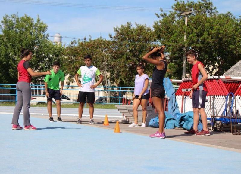 Brindan clases para el ingreso a las Fuerzas y profesorado de Educación Física
