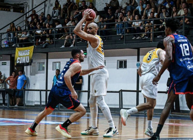 Villa San Martín cayó ante Comunicaciones en casa y complicó su cierre de la fase regular