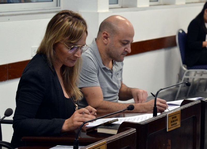 Bolatti: “Los del intendente Nikisch son los alquileres más caros del mundo"