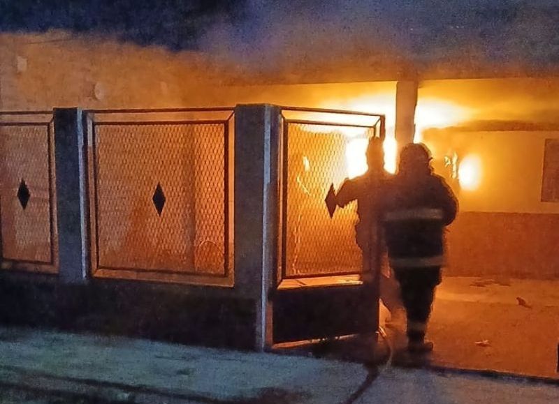 Dos viviendas sufrieron un incendio en Villa Río Bermejito