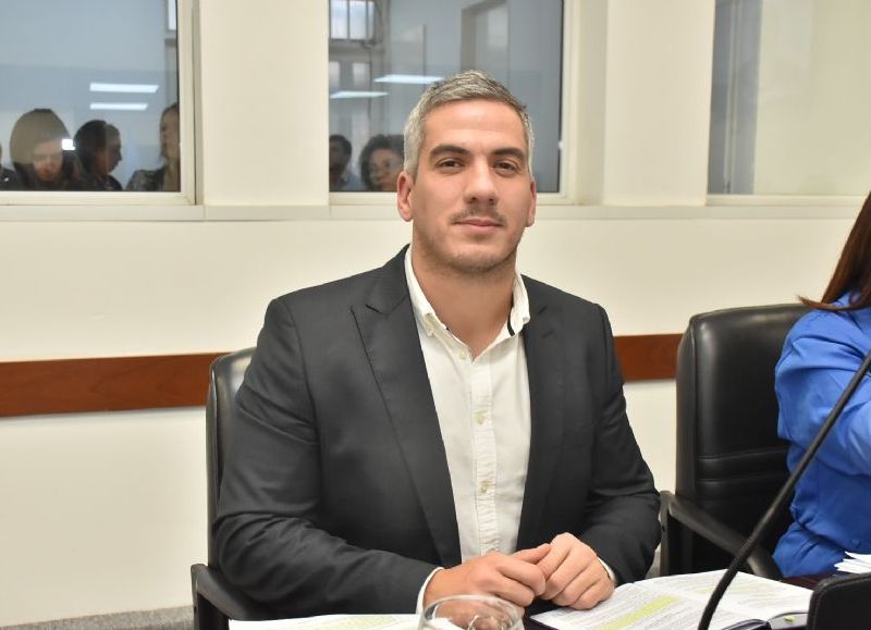 Slimel: "Jubilaciones de privilegio frente a necesidades urgentes en la provincia"