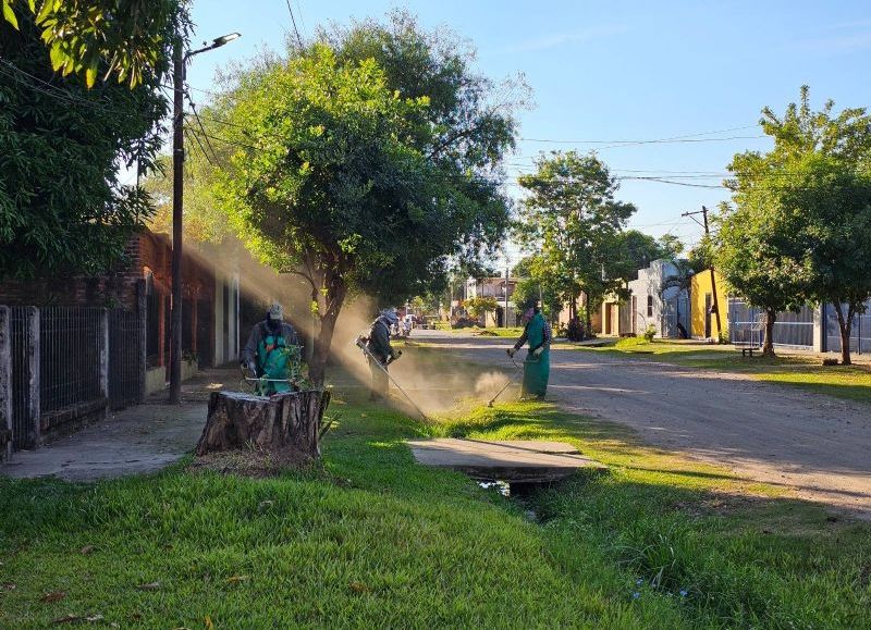 Barranqueras avanza con un nuevo cuadrante de desmalezamiento y limpieza integral