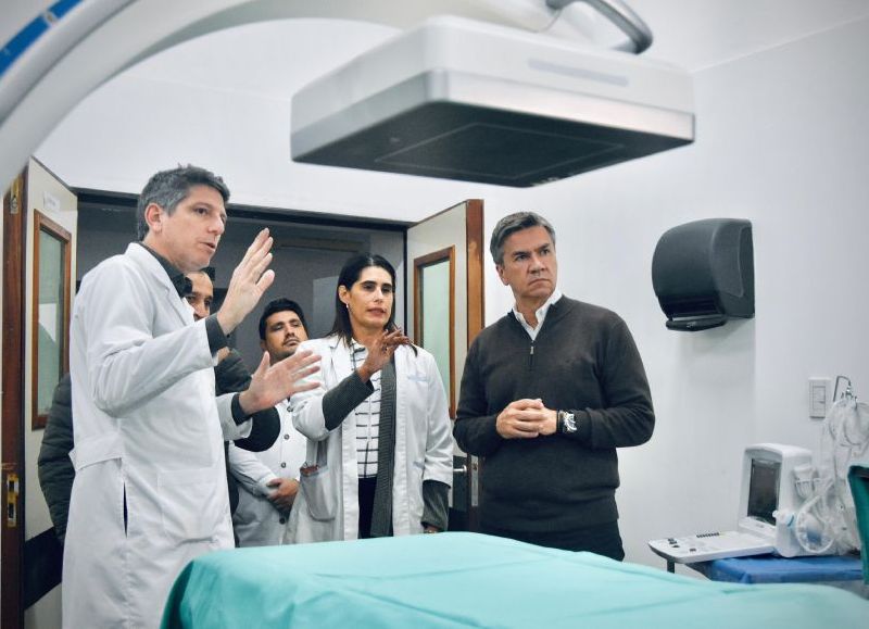 El Gobierno provincial avanza con obras en el Hospital Perrando y entregó equipamientos de alta tecnología