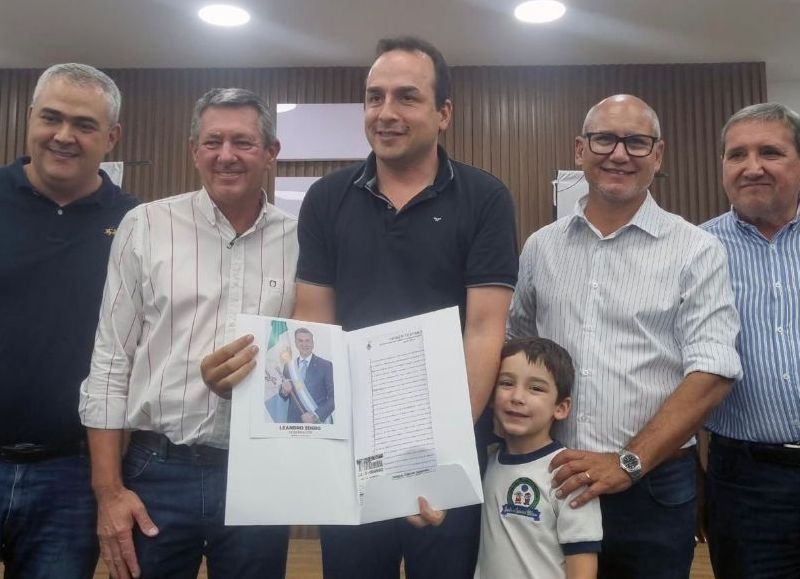 El Instituto de Vivienda entregó títulos de propiedad a familias de Charata