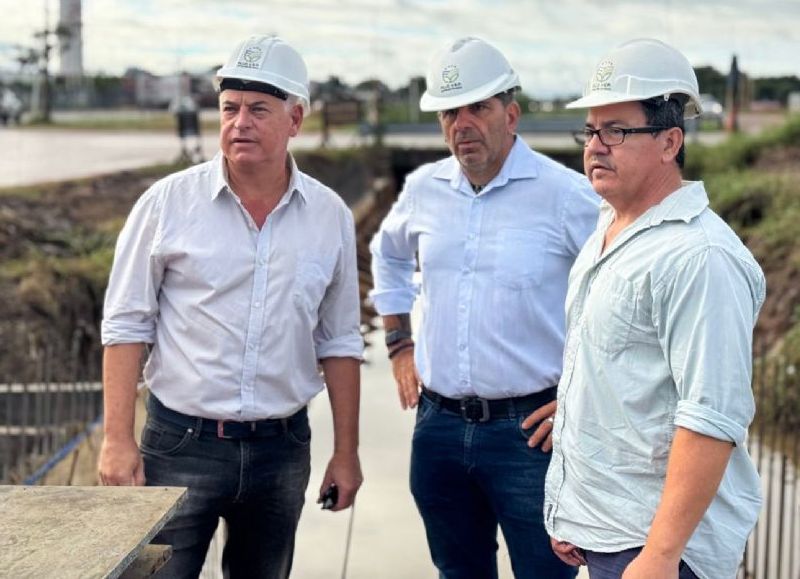 El Gobierno provincial avanza con obras complementarias de desagües en Resistencia