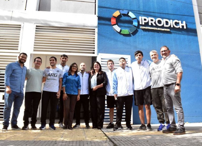 Iprodich recibió a la selección argentina de fútbol “Los murciélagos” y fortalece el deporte paralímpico