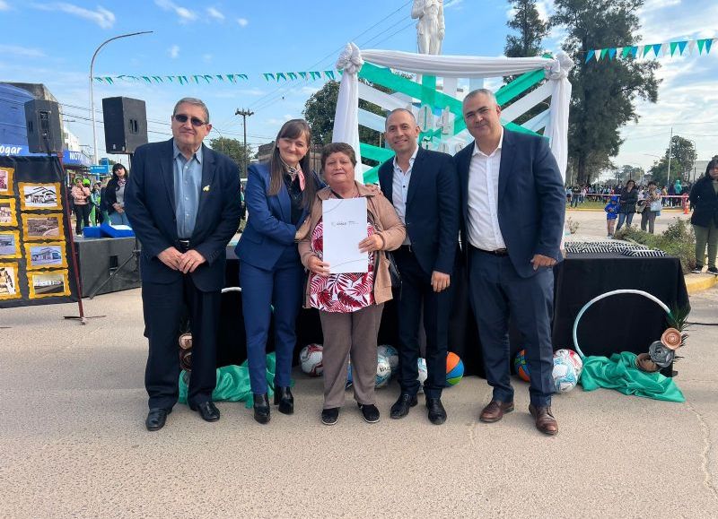 El Gobierno provincial acompañó el 104° aniversario de Presidencia de la Plaza