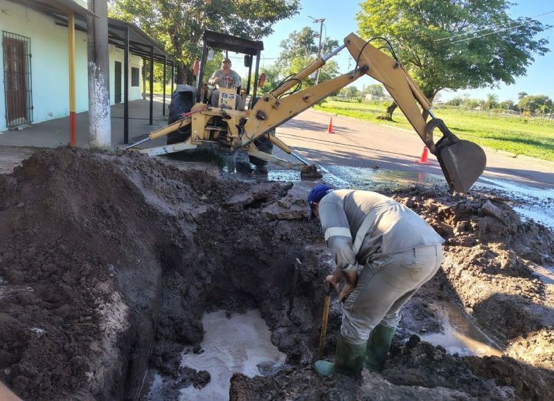 Sameep realizó un amplio operativo para mejorar el servicio de agua en Los Frentones
