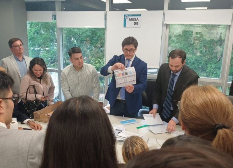 El escrutinio definitivo confirmó el triunfo de La Libertad Avanza