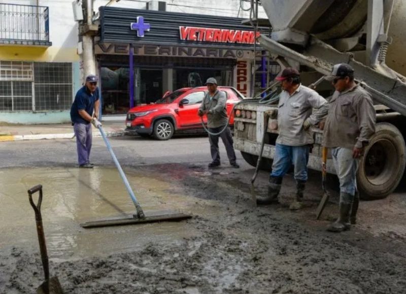 El municipio de Sáenz Peña avanza con el plan integral de bacheo