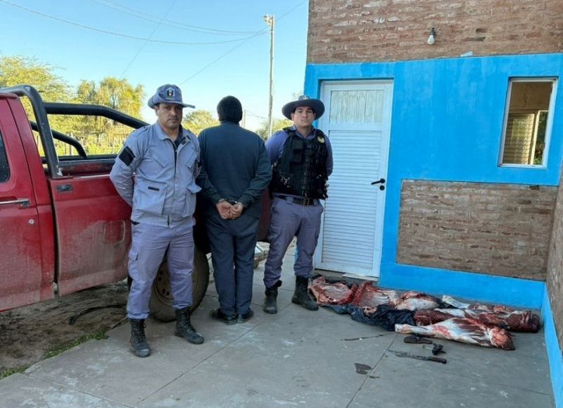 Secuestraron carne, un arma y una camioneta en Miraflores