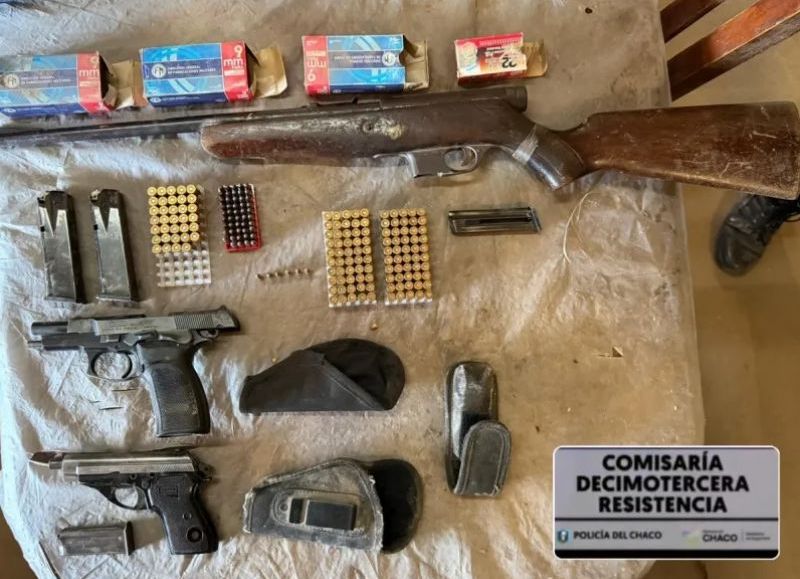 Allanaron una vivienda en Resistencia por la muerte de un perro y encontraron un arsenal