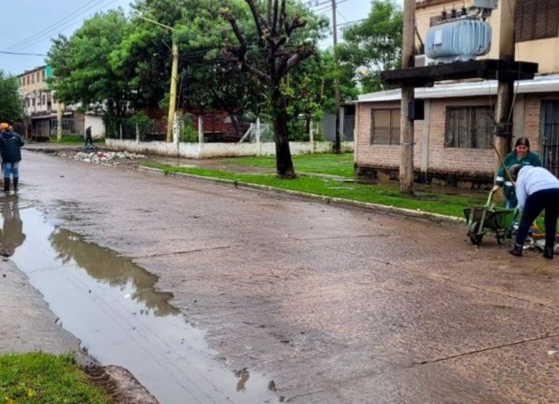 La Municipalidad de Resistencia ejecutó operativos para recuperar la ciudad tras la lluvia