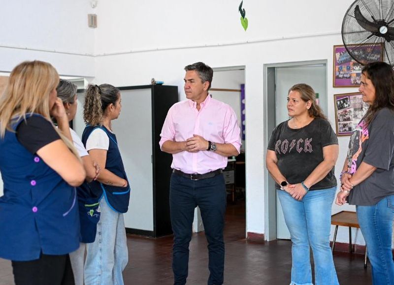 El Gobierno provincial entregó elementos a instituciones educativas de Resistencia