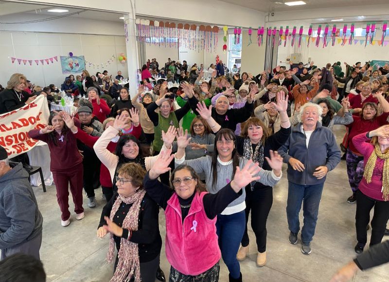 Desarrollo impulsó la campaña provincial de concientización del buen trato al adulto mayor