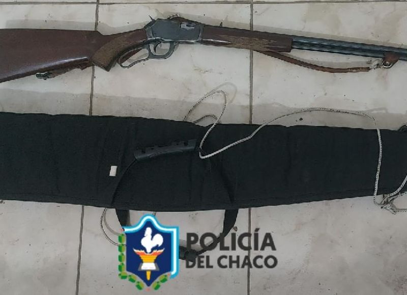 Interceptan a motociclista y secuestran un arma de fuego en Campo Largo
