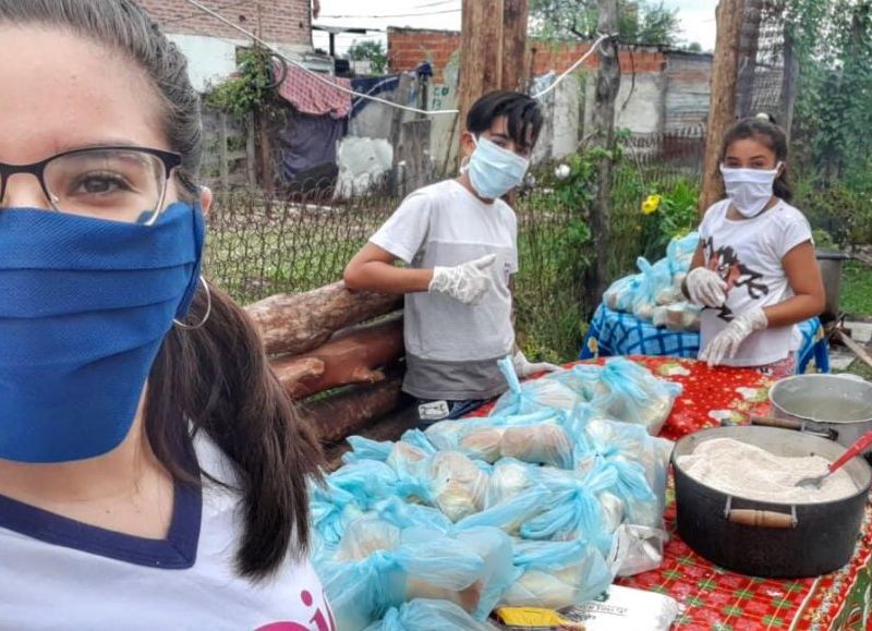 La Iglesia Cristiana internacional entrega alimento a cientos de