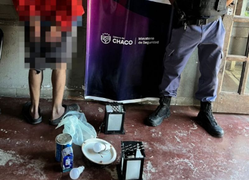 Detuvieron a un hombre con focos y faros de un bar de Resistencia