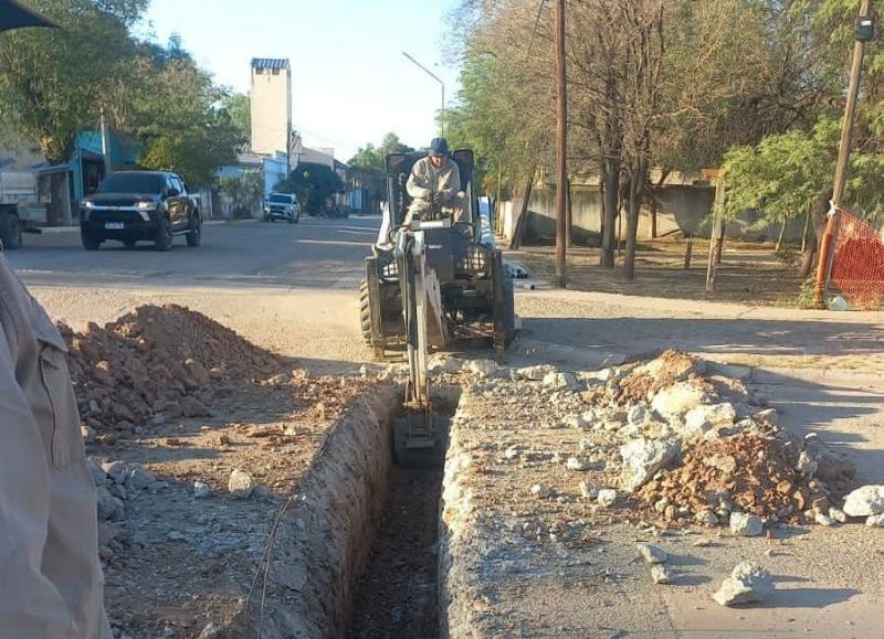 Sameep refuerza el suministro de agua en Taco Pozo con nuevas conexiones