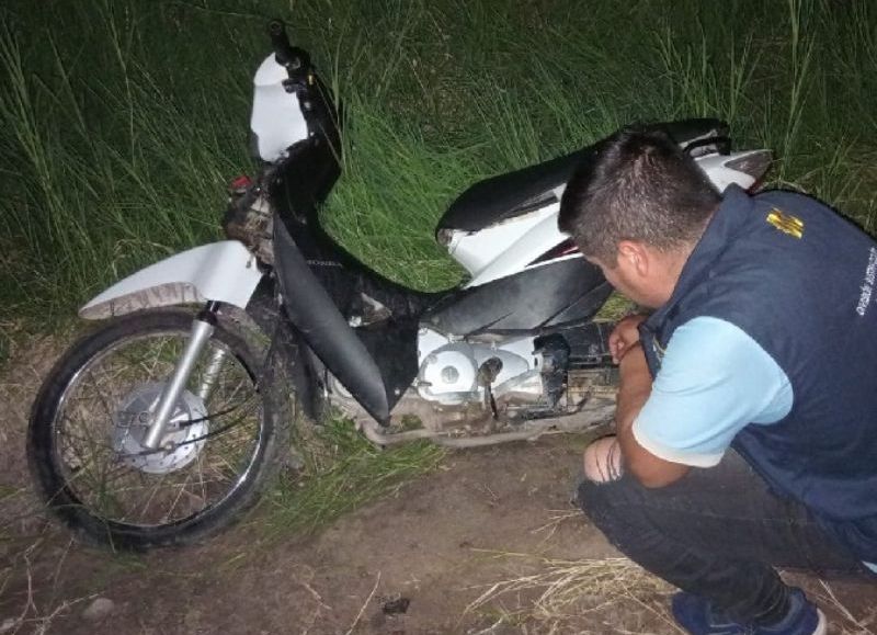 Recuperaron una moto robada en Resistencia tras perseguir a los delincuentes