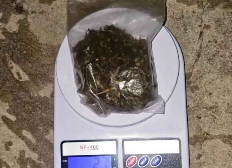 Basail: una mujer de 25 años fue demorada con 27 gramos de marihuana